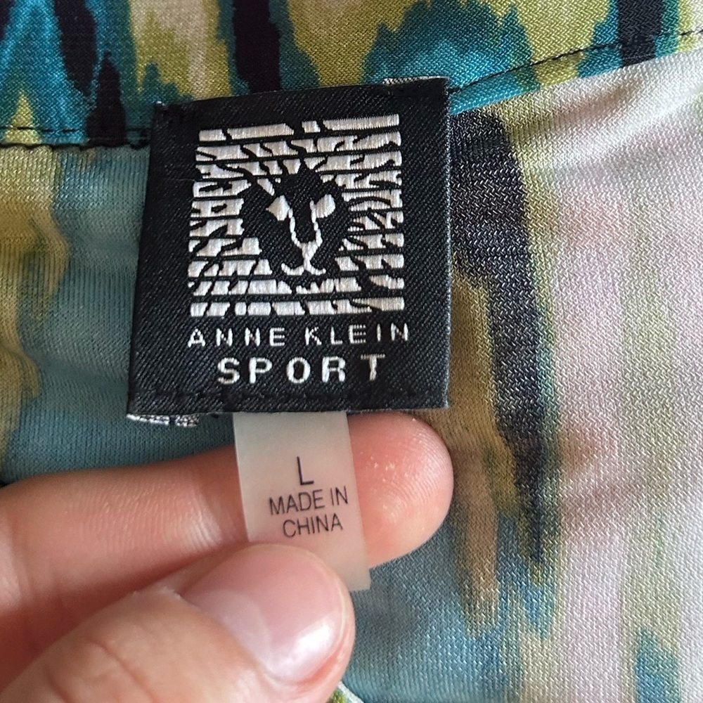 Anne Klein Woman’s Large Sport Colorful Sleeveless Blouse With Front Zipper - Picture 6 of 7